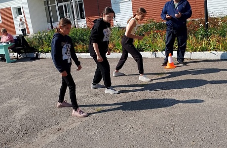В детско-юношеской спортивной школе Иссинского района прошёл фестиваль Всероссийского физкультурно-спортивного комплекса «Готов к труду и обороне»