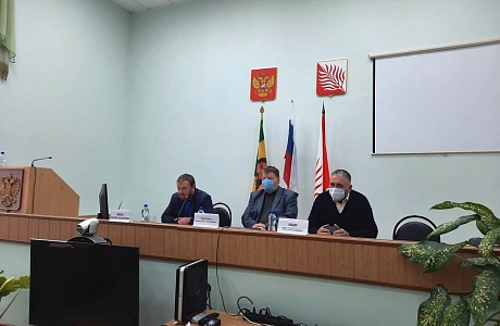 В Иссинском районе прошла очередная сессия Собрания представителей