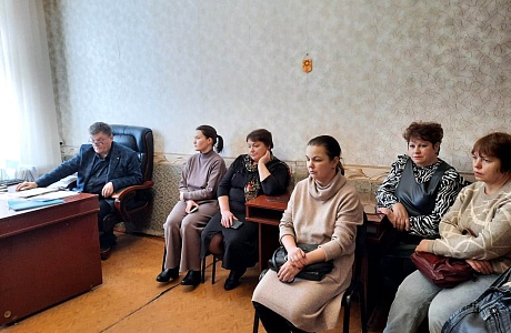 Состоялось заседание комиссии по делам несовершеннолетних и защите их прав