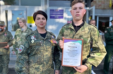  Завершились областные патриотические военно-спортивные сборы «Семь дней в армии»