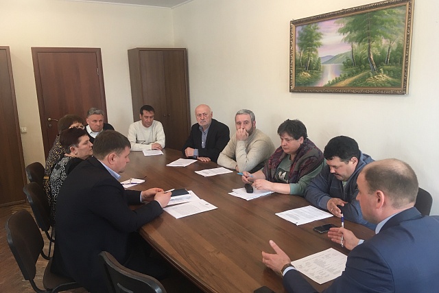 Глава администрации Иссинского района Николай Аргаткин  7 марта 2019 года провел личный прием предпринимателей