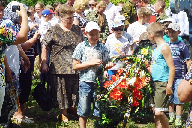 Перезахоронение останков бойца ВОВ И.И.Родичева, 22.06.2015