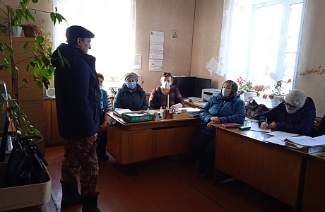Депутат Собрания представителей Иссинского района Пензенской области Владимир Антонов встретился с населением Каменно-Бродского сельсовета