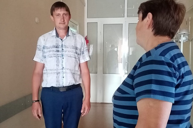 Депутат Собрания представителей Иссинского района Пензенской области Алексей Маркин проводит встречи с населением