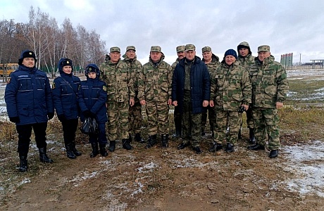 Отряд территориальной самообороны и отряд содействия полиции «Тигр» Иссинского района приняли участие в смотре на учебном полигоне ПАИИ в селе Константиновка 
