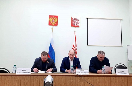В Иссинском районе прошла очередная сессия Собрания представителей В Иссинском районе прошла очередная сессия Собрания представителей