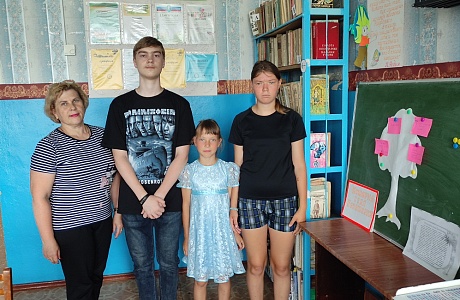 В библиотеке с. Бекетовка прошла краеведческая библиопанорама «Люблю тебя, мое село» В библиотеке с. Бекетовка прошла краеведческая библиопанорама «Люблю тебя, мое село»