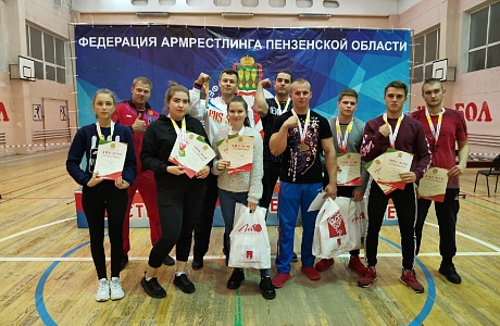 На базе МАОУ ДО ДЮСШ Иссинского района Пензенской области прошли Первенство и Чемпионат Пензенской области по армрестлингу На базе МАОУ ДО ДЮСШ Иссинского района Пензенской области прошли Первенство и Чемпионат Пензенской области по армрестлингу