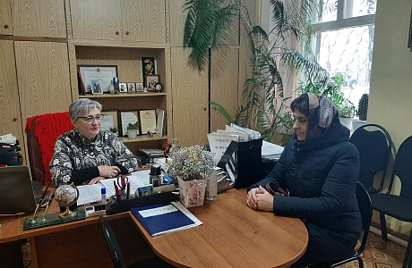 Начальник управления социальной защиты населения Татьяна Юрина провела прием граждан Начальник управления социальной защиты населения Татьяна Юрина провела прием граждан