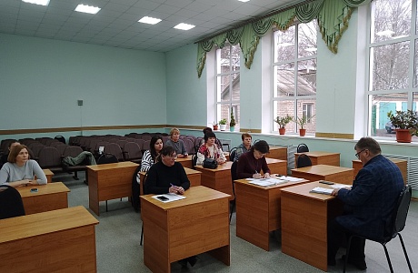  Состоялось заседание комиссии по делам несовершеннолетних и защите их прав