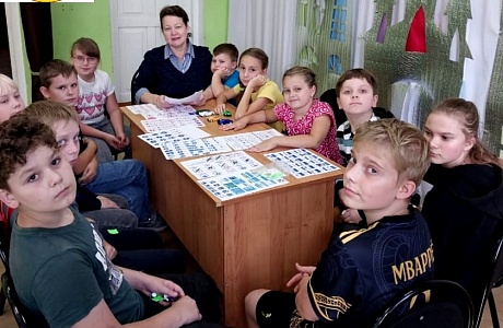 Весёлое занятие по правилам дорожного движения в школе искусств