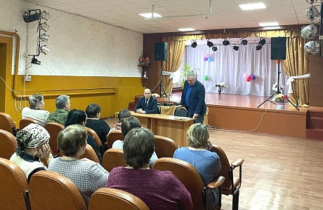Встреча главы Иссинского района Николая Аргаткина с жителями села Соловцово
