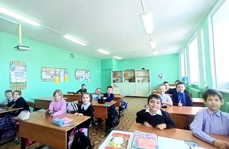 В МБОУ «Лицей имени Н.Н. Гаврилова» для учащихся 1 класса была проведена конкурсно-игровая программа "Поиграем - угадаем" В МБОУ «Лицей имени Н.Н. Гаврилова» для учащихся 1 класса была проведена конкурсно-игровая программа "Поиграем - угадаем"