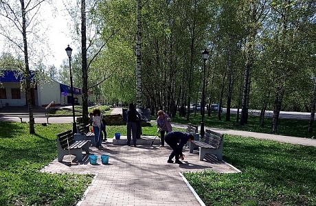 В субботу, 27 апреля, в Иссинском районе прошёл всероссийский субботник в рамках федерального проекта «Формирование комфортной городской среды»
