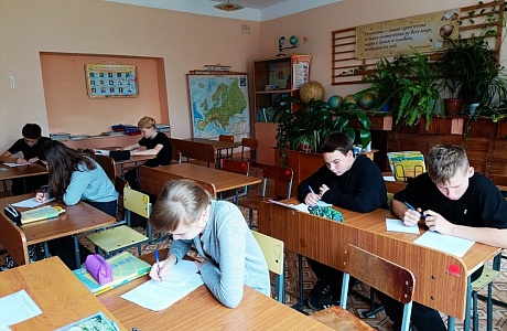 Школьный этап краеведческой олимпиады «Культура и история малой Родины — 2025» в школе села Каменный Брод