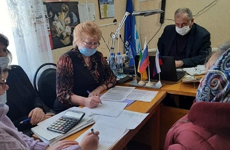 В администрации Соловцовского сельсовета Иссинского района Пензенской области состоялось выездное заседание межведомственной комиссии по налогам и сборам