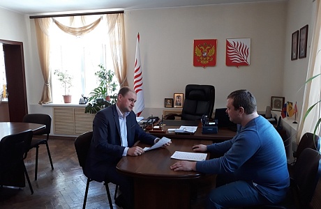 Глава администрации Иссинского района Николай Аргаткин 22 февраля 2019 года провел личный прием предпринимателей Глава администрации Иссинского района Николай Аргаткин 22 февраля 2019 года провел личный прием предпринимателей