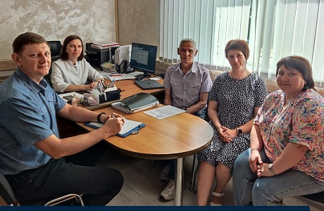 В Иссинской участковой больнице прошла плановая проверка, проведенная правовым и техническим инспекторами труда ЦК Профсоюза по Пензенской области