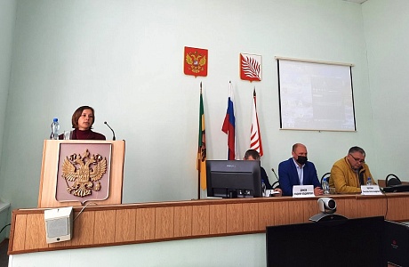 В Иссинском районе прошла очередная сессия Собрания представителей