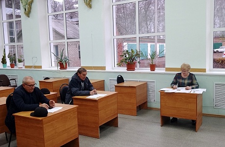 В администрации Иссинского района состоялось заседание комиссии по бюджетной, налоговой и экономической политике
