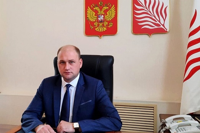 Поздравление главы Иссинского района Пензенской области Николая Аргаткина с Днем пожарной охраны Поздравление главы Иссинского района Пензенской области Николая Аргаткина с Днем пожарной охраны
