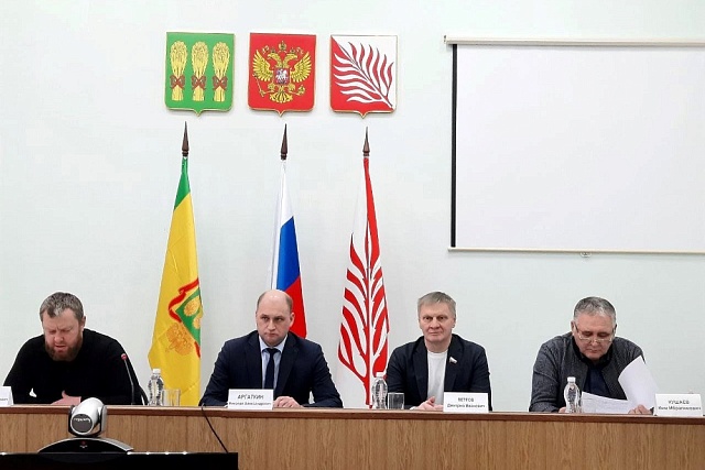 В Иссинском районе состоялась очередная сессия Собрания представителей