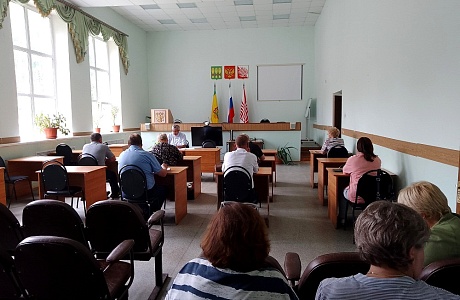 В Иссинском районе состоялось плановое заседание комиссии по подготовке жилищно-коммунального хозяйства, объектов энергетики и социально-культурного назначения к работе в осенне-зимнем периоде 2024-2025 годов