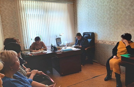 Состоялось заседание комиссии по делам несовершеннолетних и защите их прав