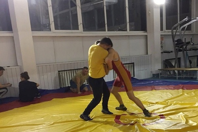 В Иссинском районе прошел чемпионат по спортивной борьбе В Иссинском районе прошел чемпионат по спортивной борьбе