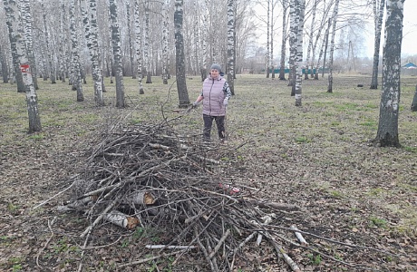В Иссинском районе продолжаются мероприятия по благоустройству территорий