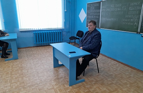 Первый заместитель главы администрации Николай Хрипунов встретился с трудовыми коллективами ДЮСШ и ДШИ