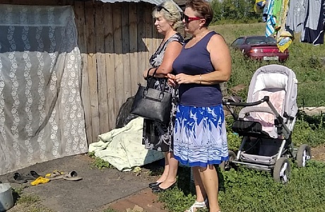 На территории Уваровского сельсовета Иссинского района проведен межведомственный профилактический рейд по семьям «группы риска» На территории Уваровского сельсовета Иссинского района проведен межведомственный профилактический рейд по семьям «группы риска»