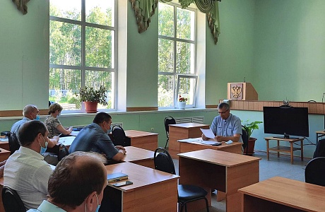 В Иссинском районе состоялось плановое заседание  комиссии по подготовке жилищно-коммунального хозяйства, объектов энергетики и социально-культурного назначения к работе в осенне-зимнем периоде 2021-2022 годов