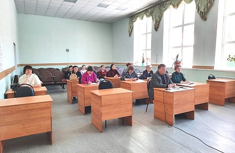 Состоялось заседание комиссии по делам несовершеннолетних и защите их прав