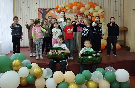 Песенный марафон в лагере «Романтик»: «Песни великой Победы»