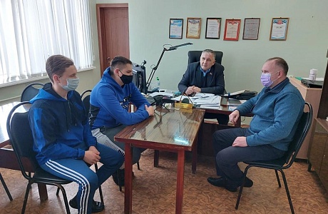 Депутат Собрания представителей Иссинского района Ким Кушаев провел прием граждан Депутат Собрания представителей Иссинского района Ким Кушаев провел прием граждан