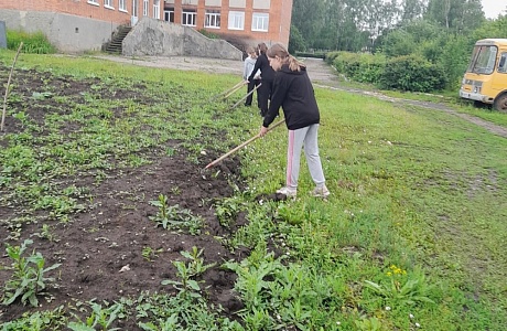 В июле организовано временное трудоустройство подростков из МБОУ «Лицей р.п. Исса имени Н.Н. Гаврилова» В июле организовано временное трудоустройство подростков из МБОУ «Лицей р.п. Исса имени Н.Н. Гаврилова»