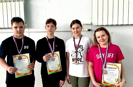 Пловцы Иссинского района успешно выступили на соревнованиях в Мокшане