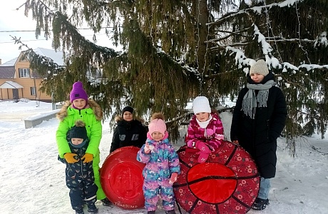 На площади РДК была проведена игровая программа ЗОЖ "Зимние причуды" На площади РДК была проведена игровая программа ЗОЖ "Зимние причуды"
