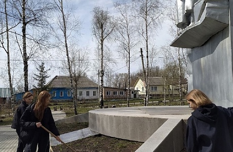 Лицеисты провели традиционную акцию «Обелиск»