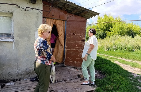 На территории Иссинского района проведен межведомственный профилактический рейд по семьям «группы риска» На территории Иссинского района проведен межведомственный профилактический рейд по семьям «группы риска»
