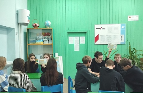 Познавательный час в школе с.Булычево "Химия в вопросах и ответах"